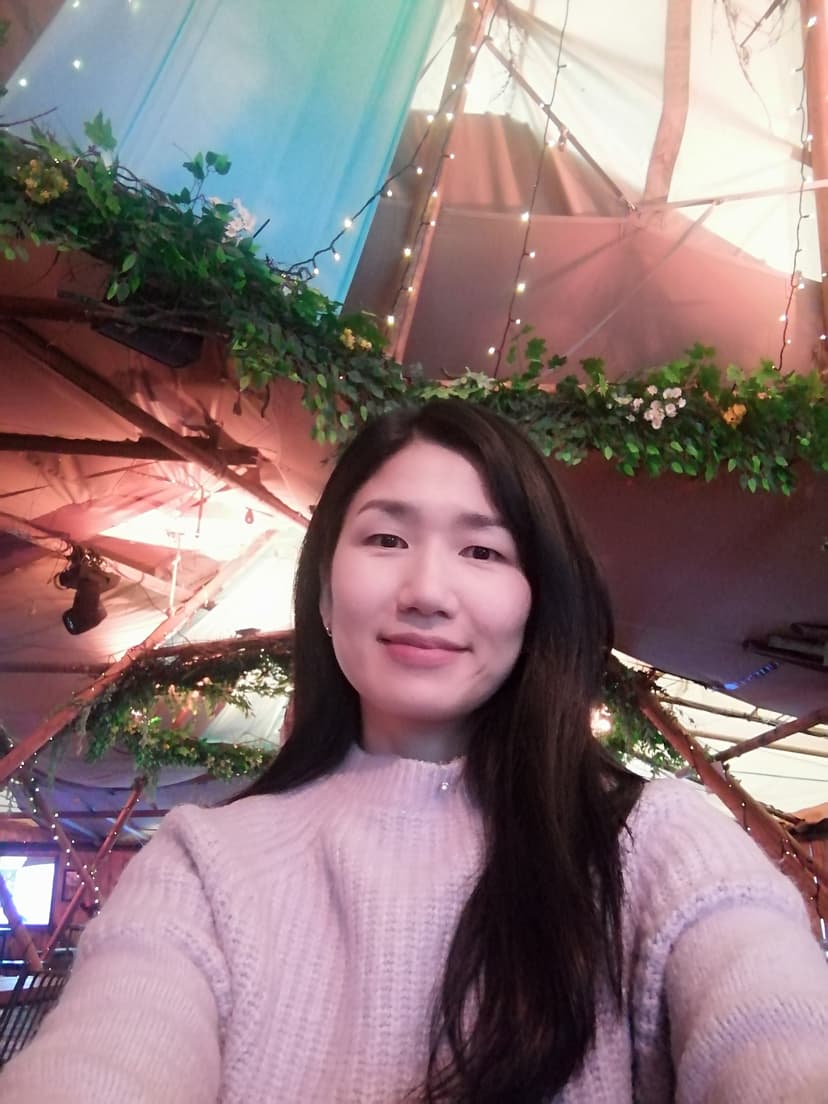 Park – native Korean teacher from Seoul, based in the UK